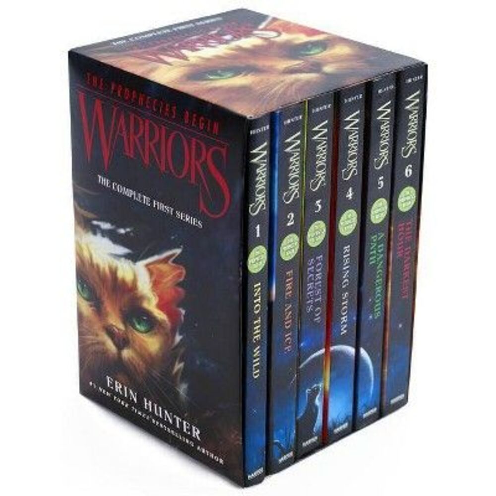 Harper Collins - Warriors Box Set: Volumes 1 to 6 - (Warriors: The  Black